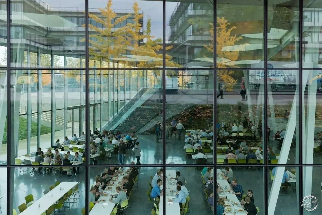 餐廳|TRUMPF廠區(qū)餐廳及活動空間第16張圖片